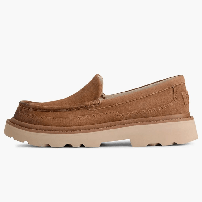 UGG® Ascot Lug Brown 1172691-CHE