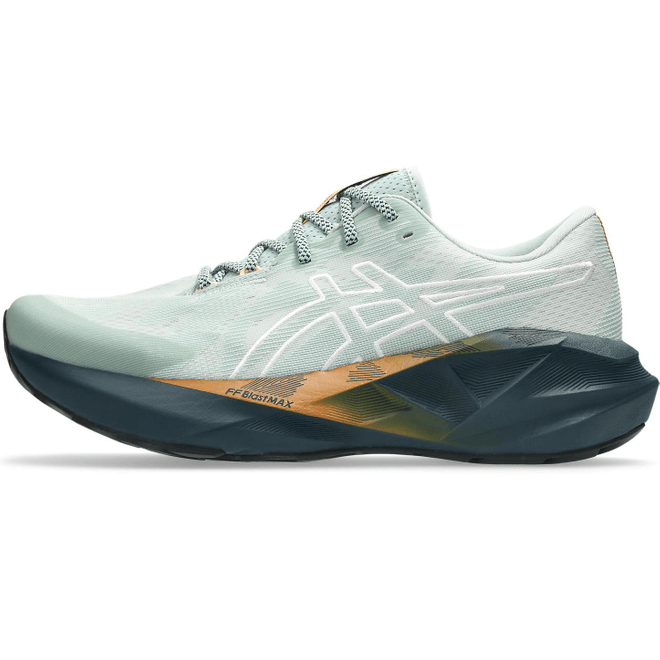 ASICS Novablast 5 TR