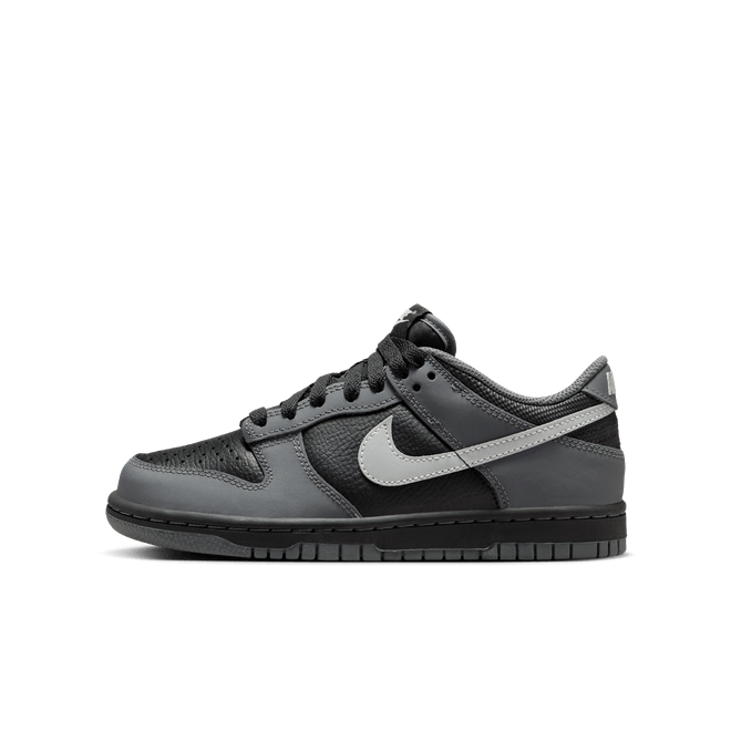 Nike Dunk Low Older Kids' (Boys') IM6028-010