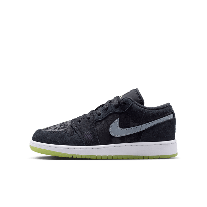 Nike Air Jordan 1 Low Older Kids' HV4775-001