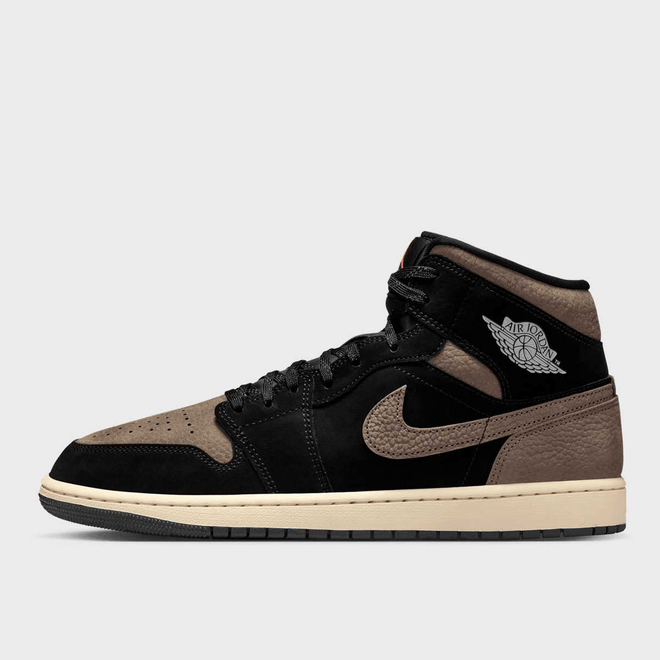 Jordan Air 1 Mid SE  IB7110-002