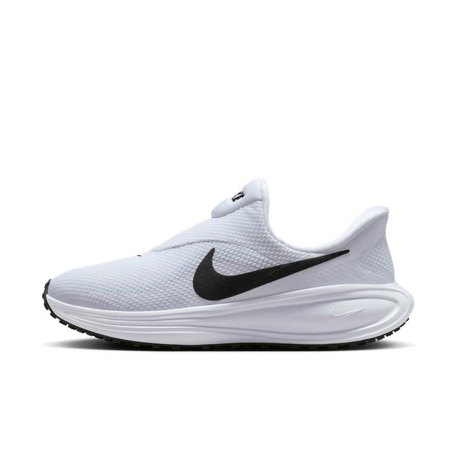 Nike Revolution 8 EasyOn Road HQ2415-100
