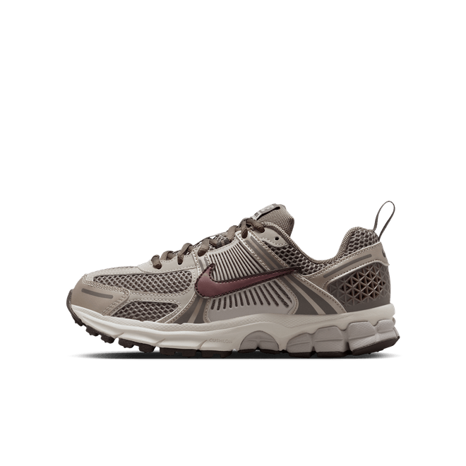 Nike Vomero 5 Older Kids' HF6998-200