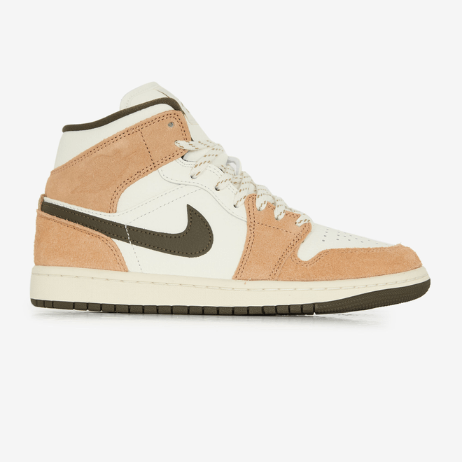 Air Jordan 1 Women's "Light Cognac" IQ0306-133