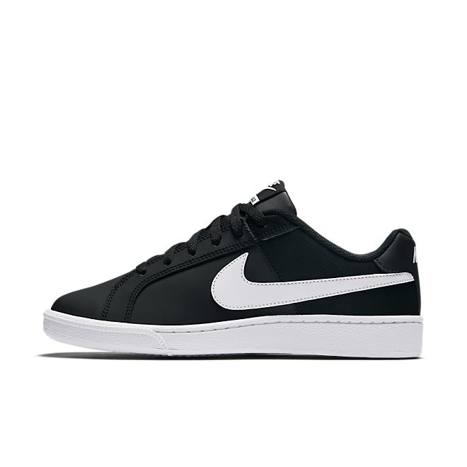 Nike Wmns Court Royale 749867-010