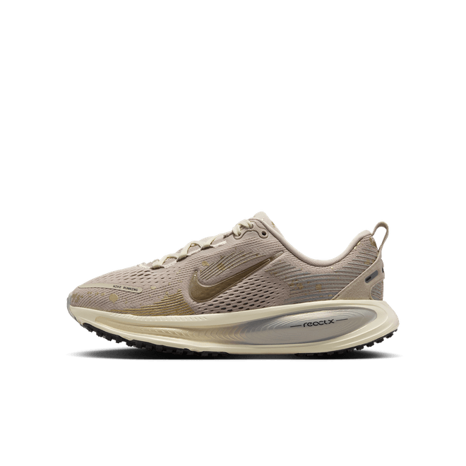 Nike Vomero 18 Older Kids' Road IM6127-200