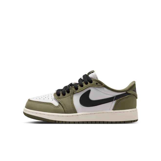 Air Jordan 1 Retro Low "Medium Olive and Summit White" Big Kids' HQ6999-200