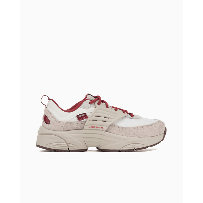 Jordan Trunner O/S "Year of the Horse" IQ1113-162