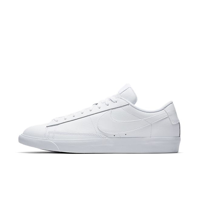 Nike Blazer Low LE Triple White AQ3597-100