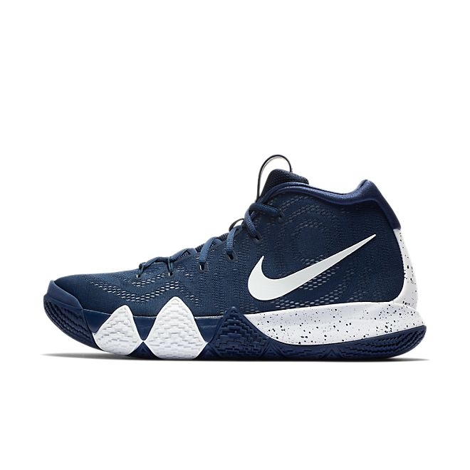 Nike Kyrie 4 943806-402