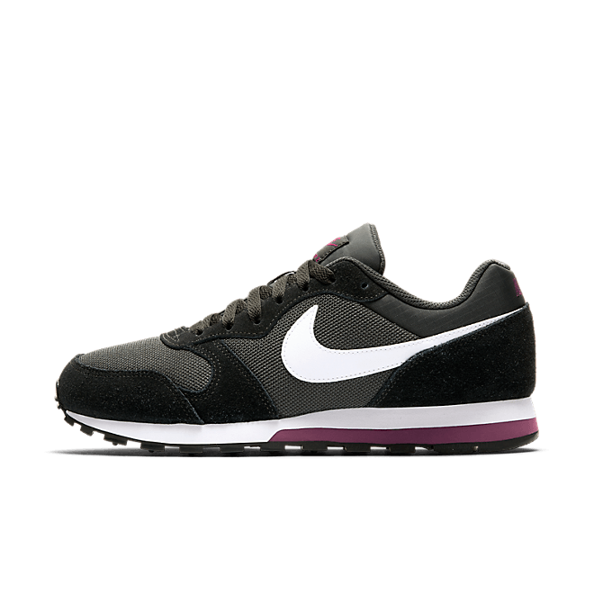 Nike Wmns MD Runner 2 749869-012