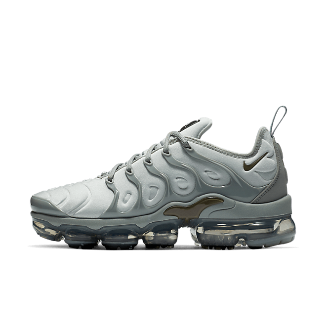 Nike Air VaporMax Plus  AO4550-006
