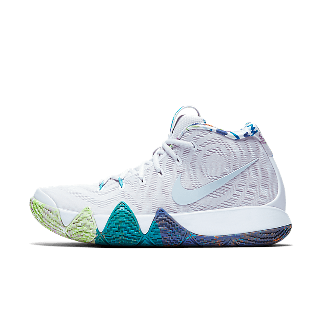 Nike Kyrie 4 943806-902