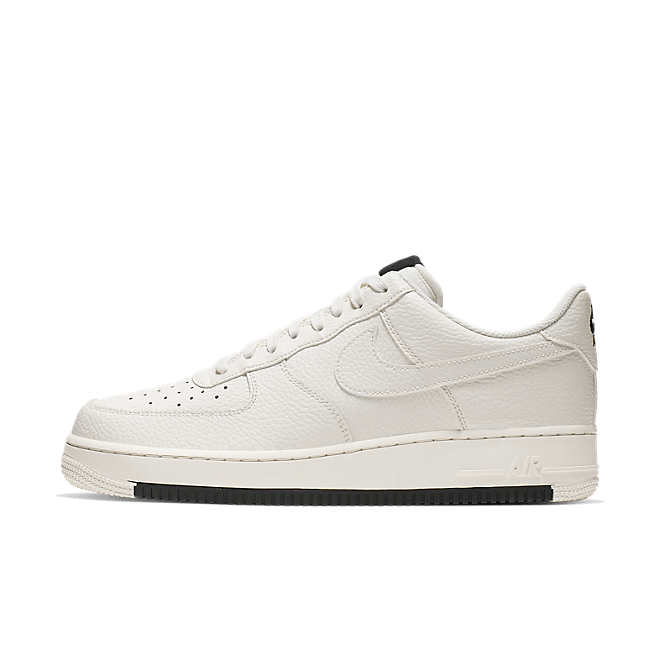 Nike Air Force 1'07 1  AO2409-100