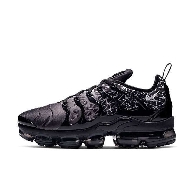 Nike Air VaporMax Plus  924453-017