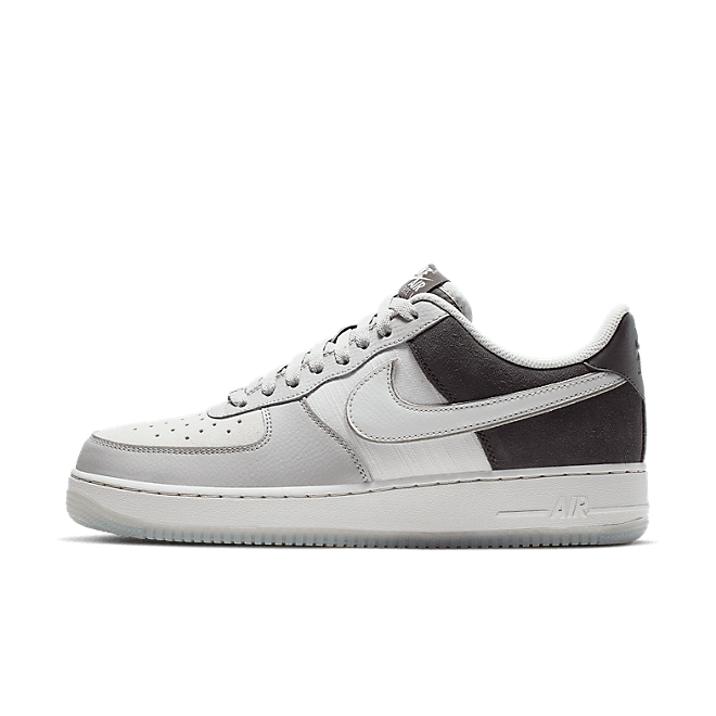 Nike Air Force 1 '07 LV8 AO2425-001