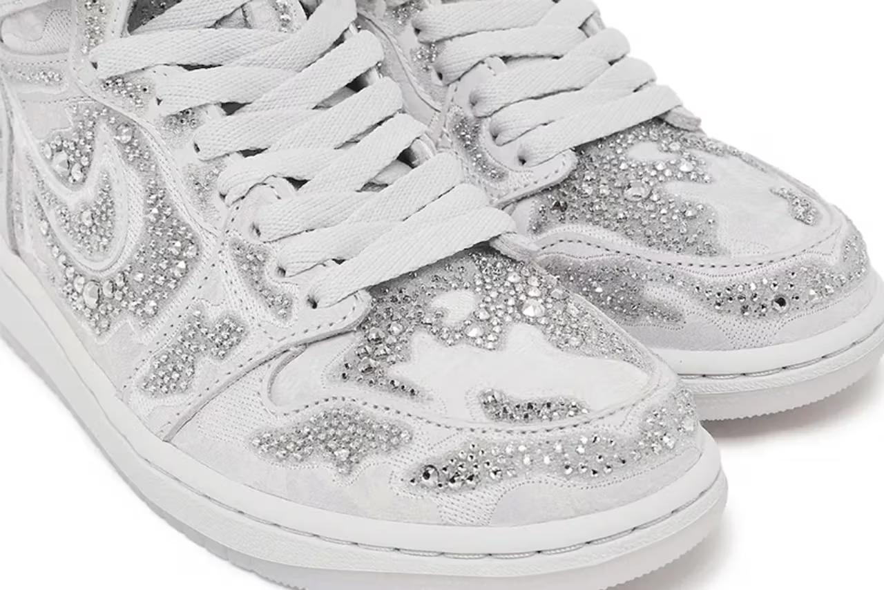 Swarovski x Air Jordan 1 High OG