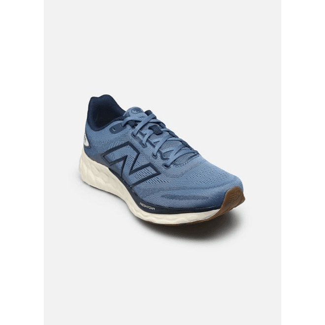 New Balance M680