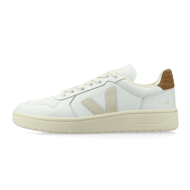 VEJA V-82 II Suede white