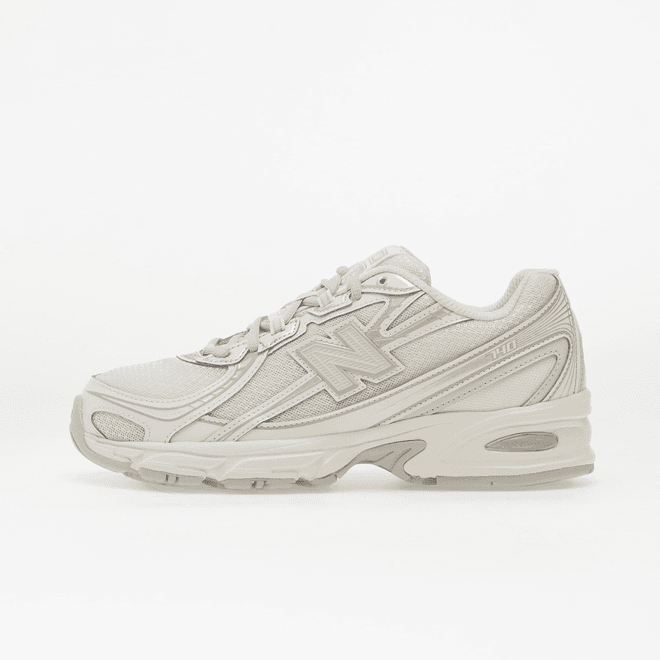 New Balance 740 White