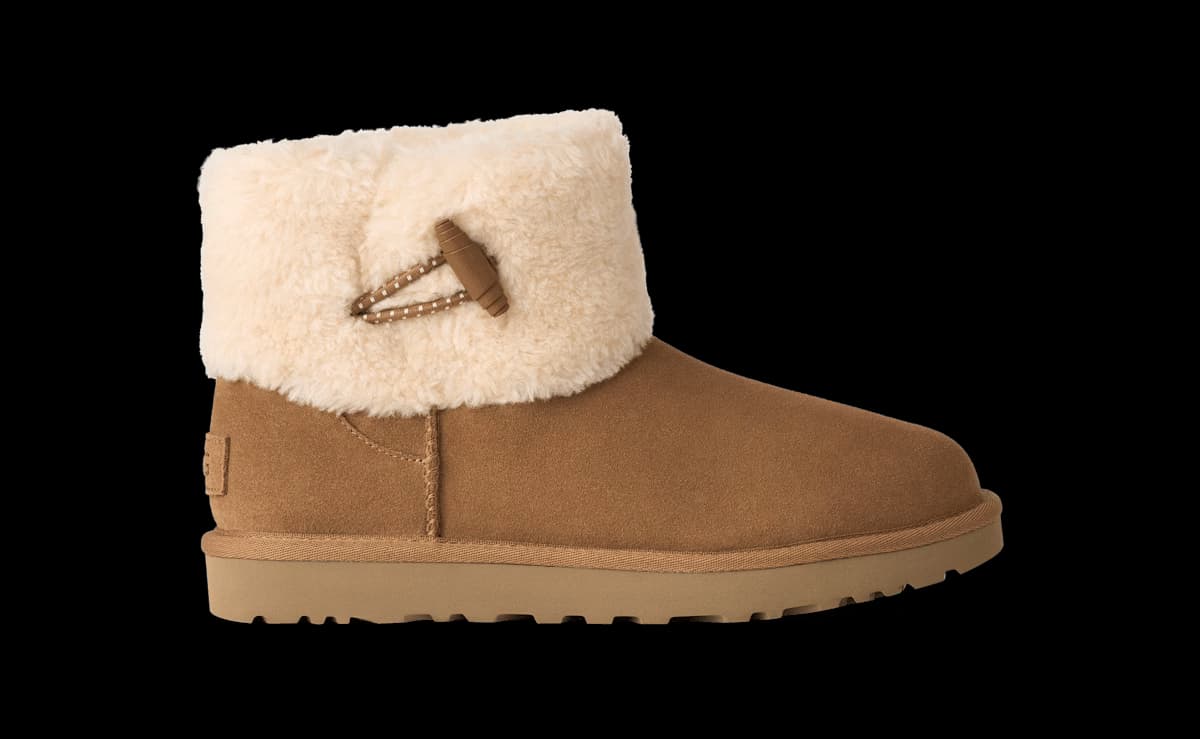 UGG® Classic Mini Posy Toggle Boot 'Chestnut'