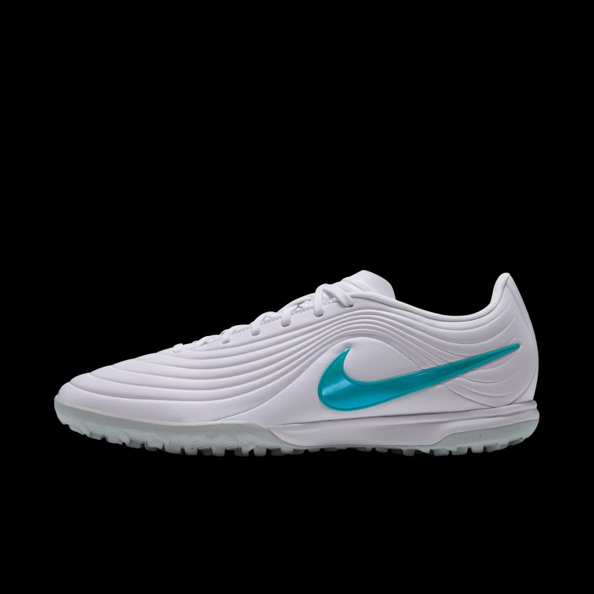 Nike Tiempo Maestro Academy low top 'White'
