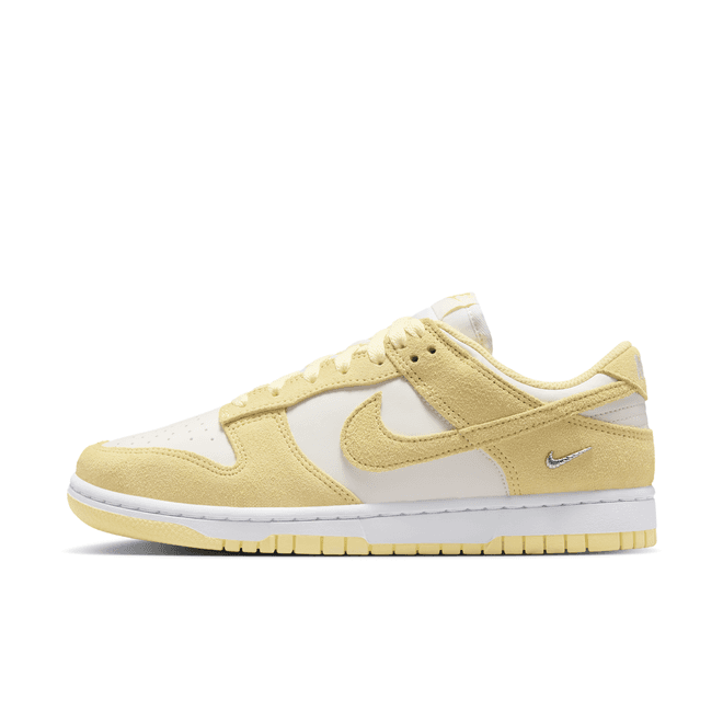 Nike Dunk Low Suede