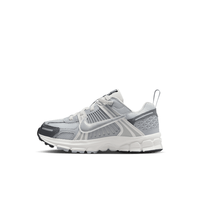 Nike Vomero 5