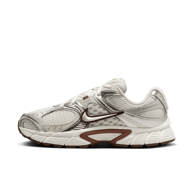 Nike V5 RNR 'Sail & Fauna Brown'