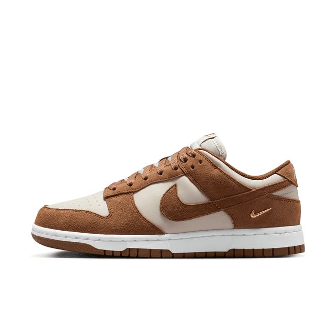Nike Dunk Low Suede