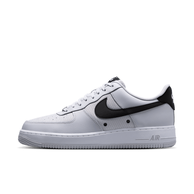 Nike Air Force 1 '07 LV8