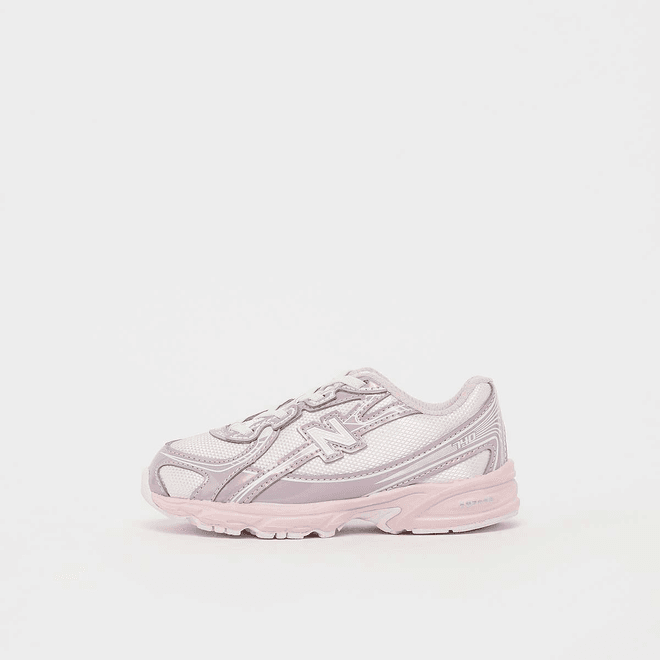 New Balance 740