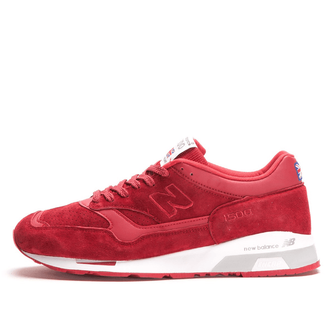 M 1500 Flying the Flag Red