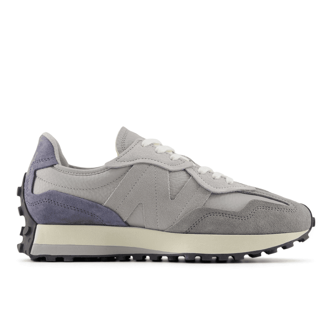 New Balance 327