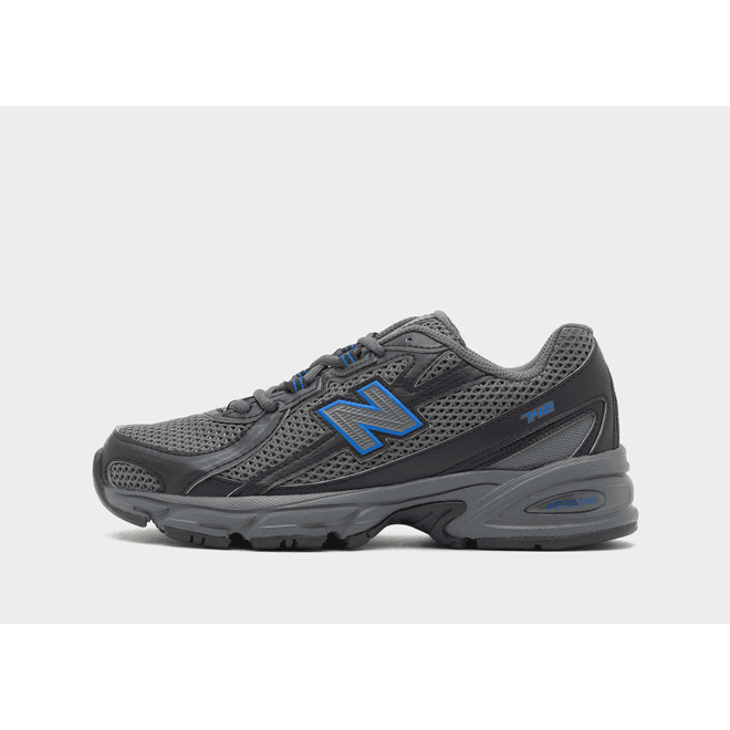 New Balance 740
