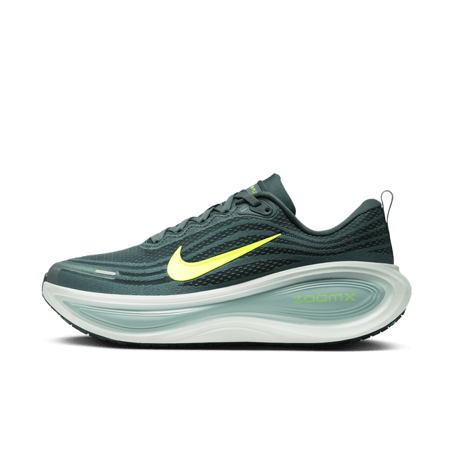 Nike Vomero Plus Road