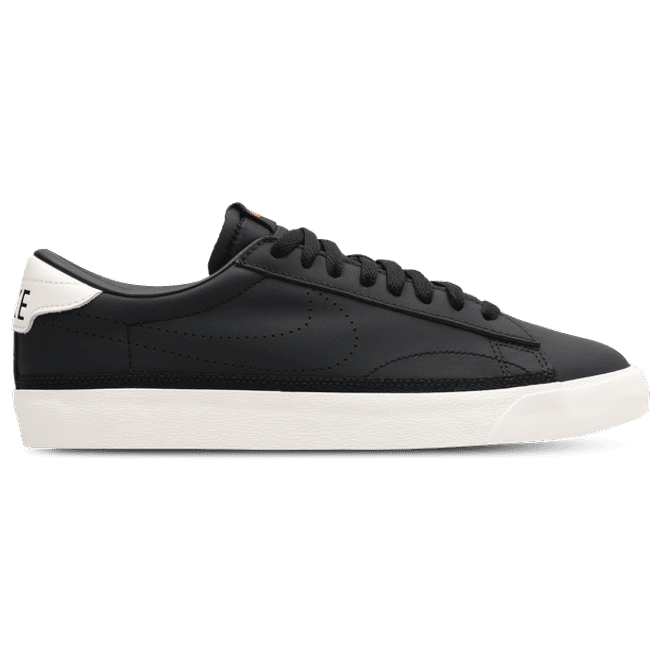 Nike Classic Black