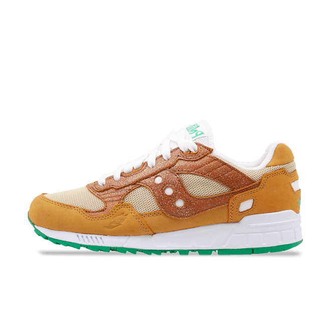 Sneaker Politics X Saucony X Cafe Du Monde - Shadow 5000