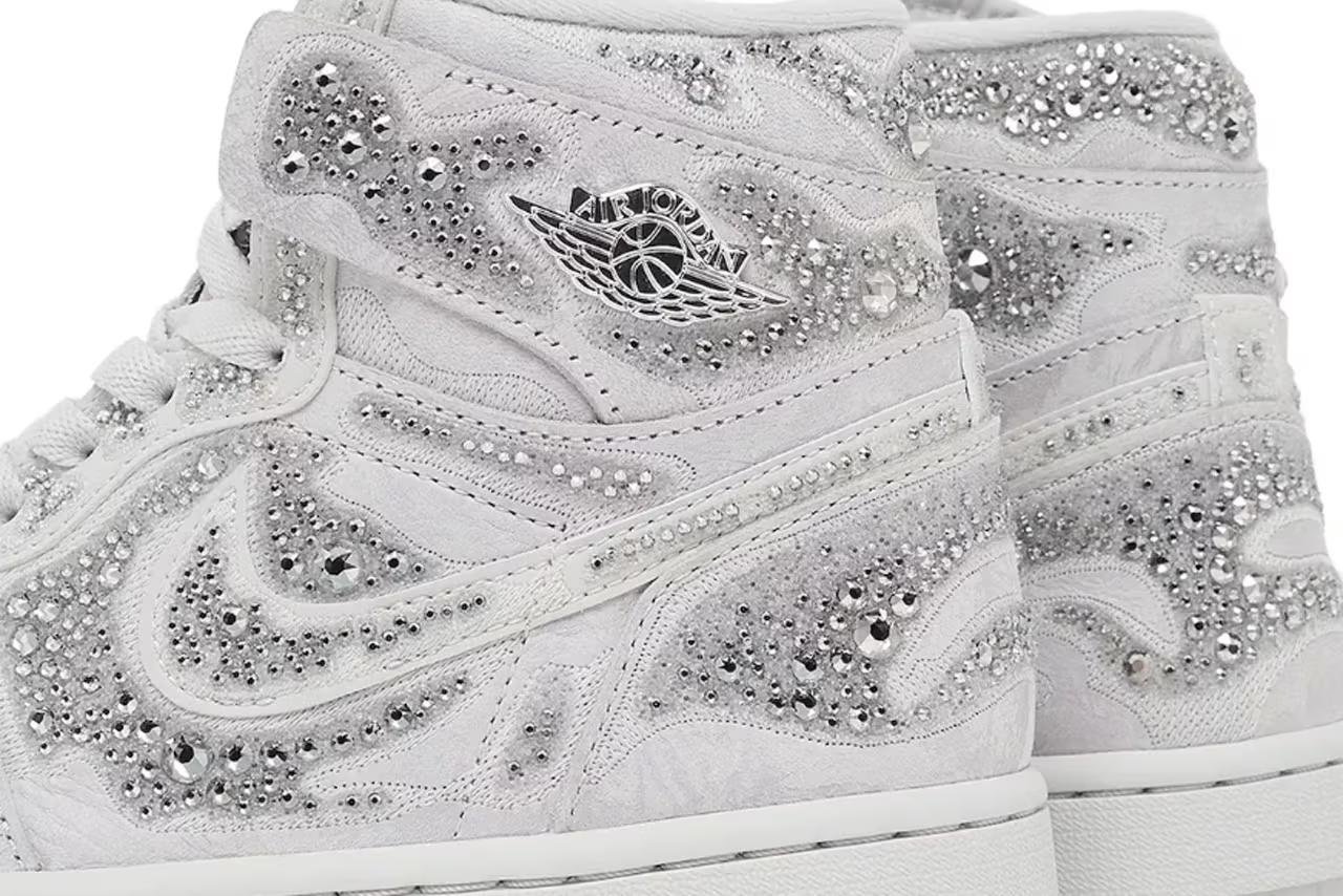 Swarovski x Air Jordan 1 High OG