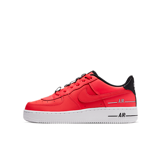 Nike Air Force 1 LV8 3