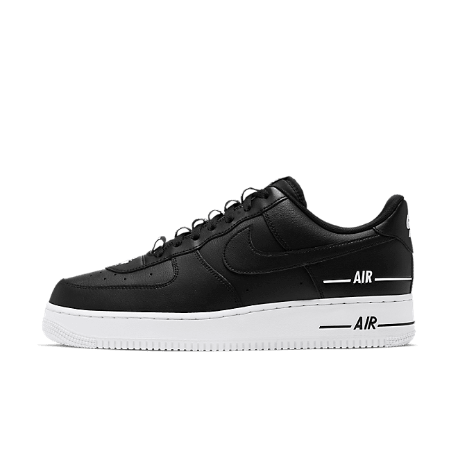 Nike Air Force 1 '07 LV8