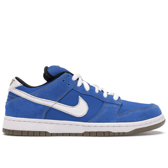 Nike Dunk SB Low Street Fighter Chun Li