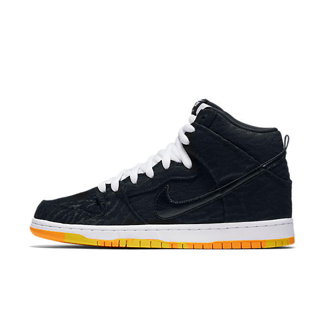 Nike SB Dunk High Skunk