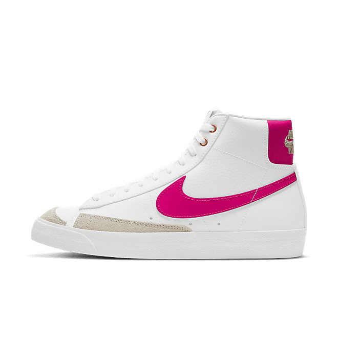 Nike Blazer Mid World Tour