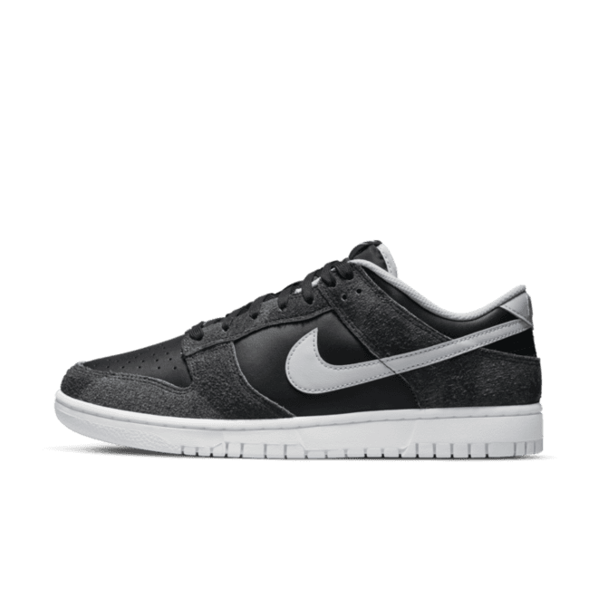 Nike Dunk Low Premium 'Zebra'