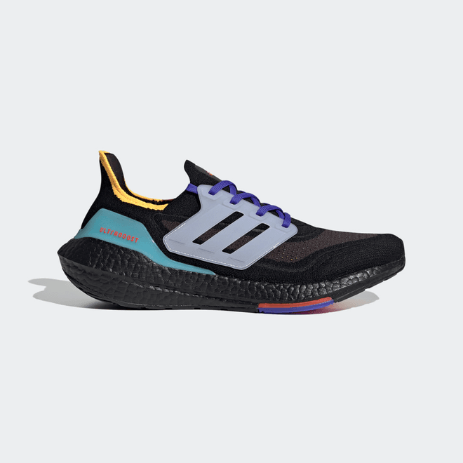 adidas ULTRABOOST 21