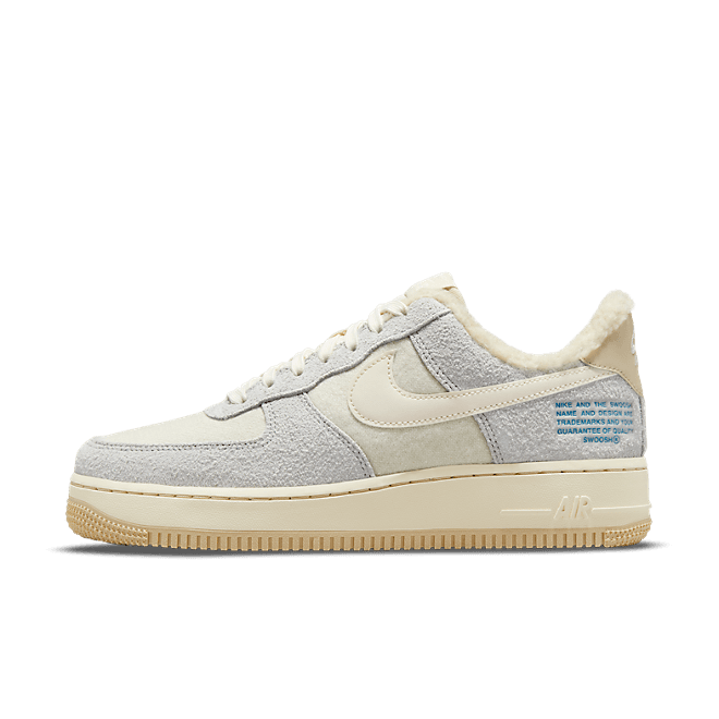 Nike Air Force 1 Low 07 LV8 Sherpa Photon Dust