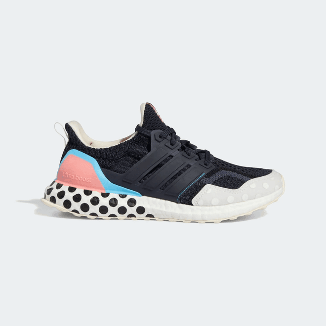 adidas ULTRABOOST 5.0 DNA W
