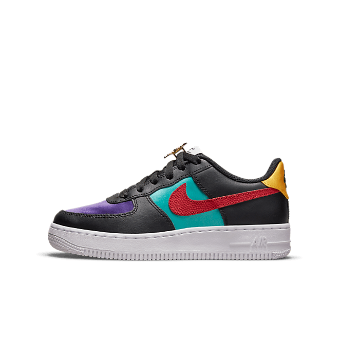 Nike Air Force 1 LV8 EMB