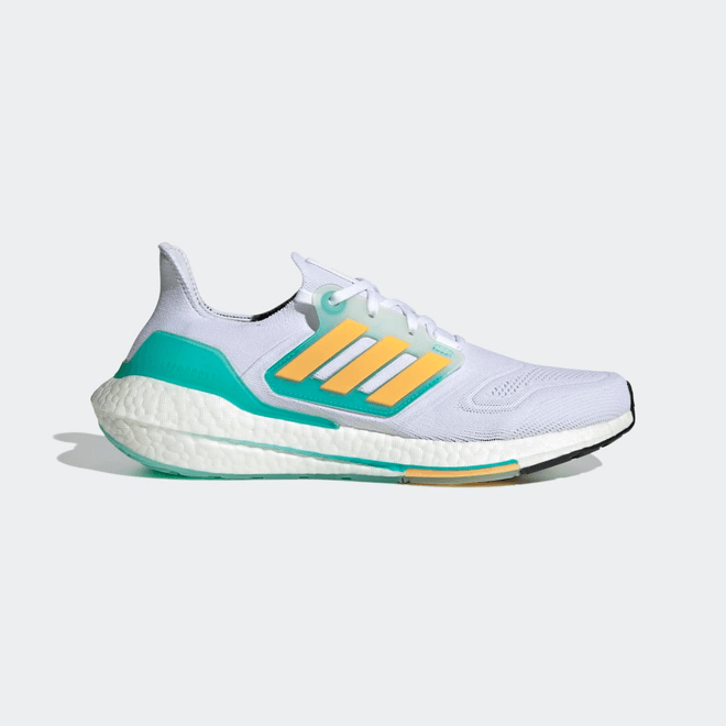 adidas Ultraboost 22